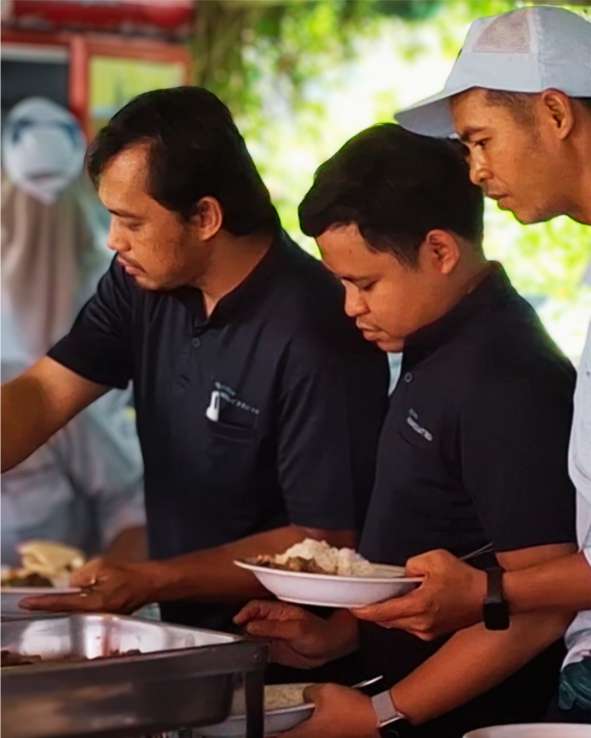 Kambing Guling di Pt Paramount,