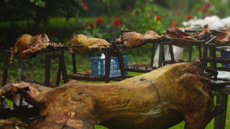 Kambing Guling Di hotel Bumi Sangkuriang